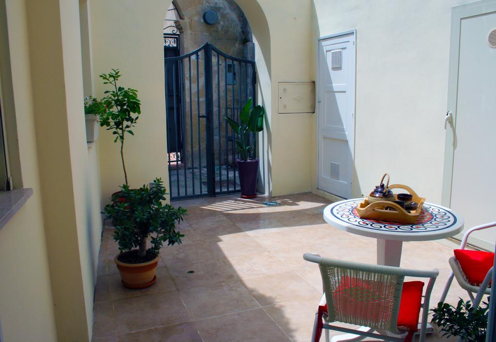 La Dimora Di Cesare Affittacamere Matera Habitación foto